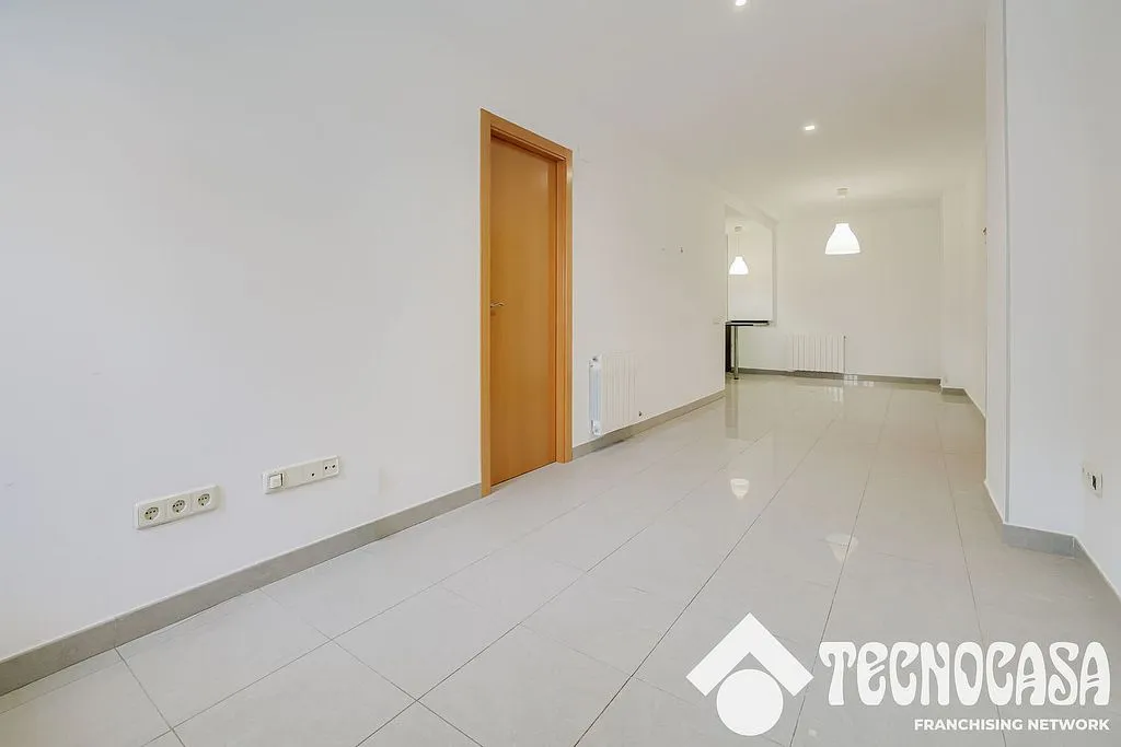hallway_entrance