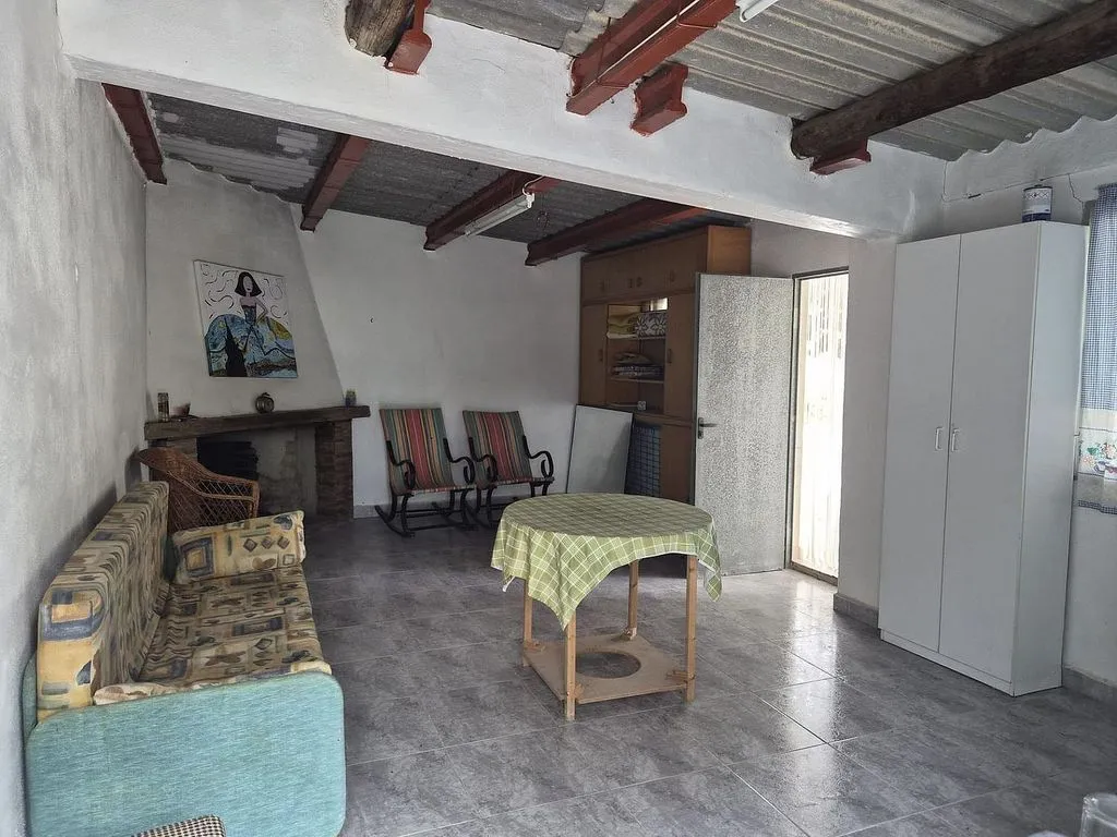 Séjour - Rural House with Extensive Land in Bèlgida