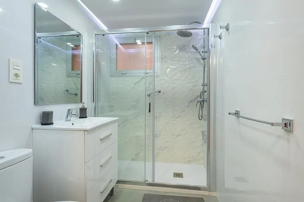 Vannitoad - Apartment with Terrace in Hilera Street