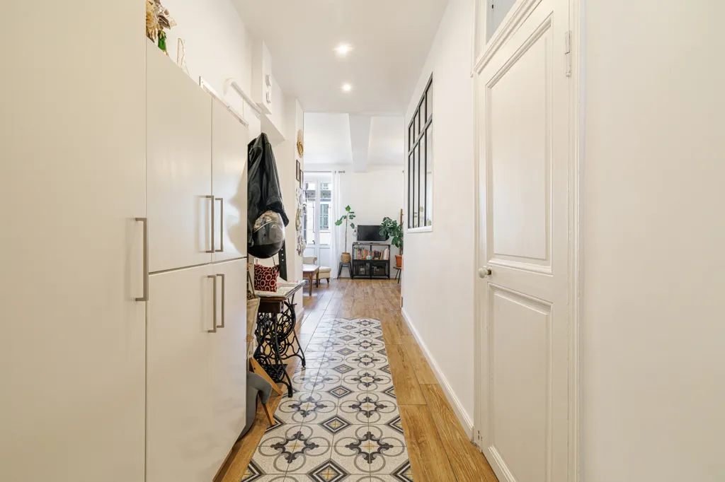 Entrée - Appartement bourgeois traversant avec balcons à Nice