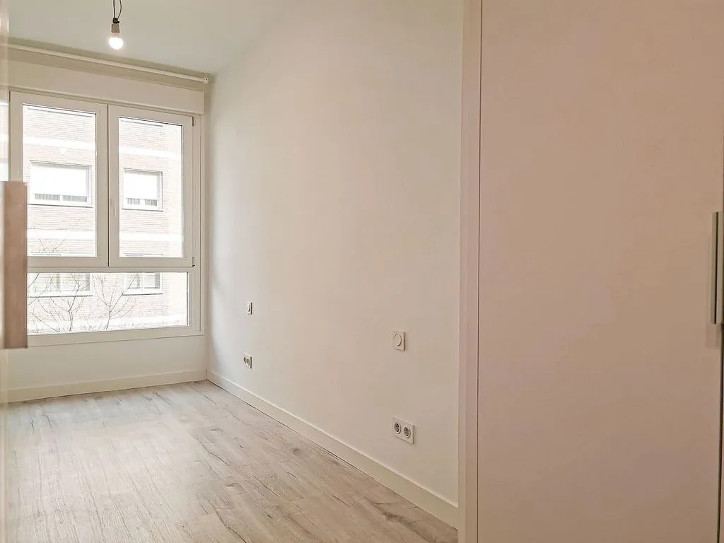 Rooms - 1-Bedroom Flat with Terrace in Cuatro Caminos