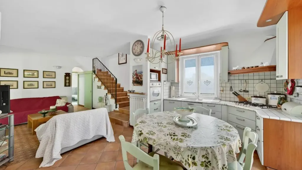 Maison 4 pièces à IT