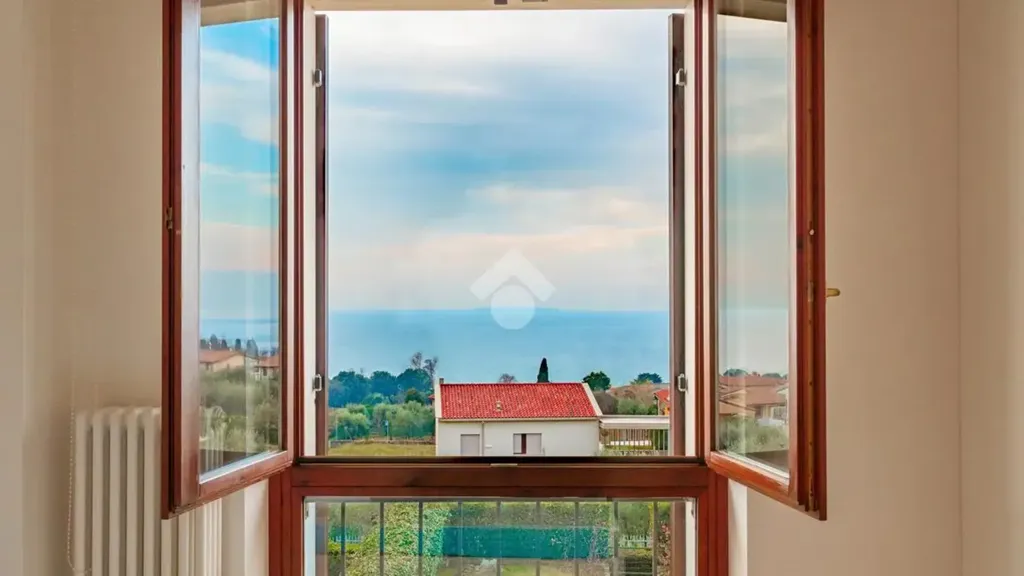 Toad - Villa with Lake View in Lazise