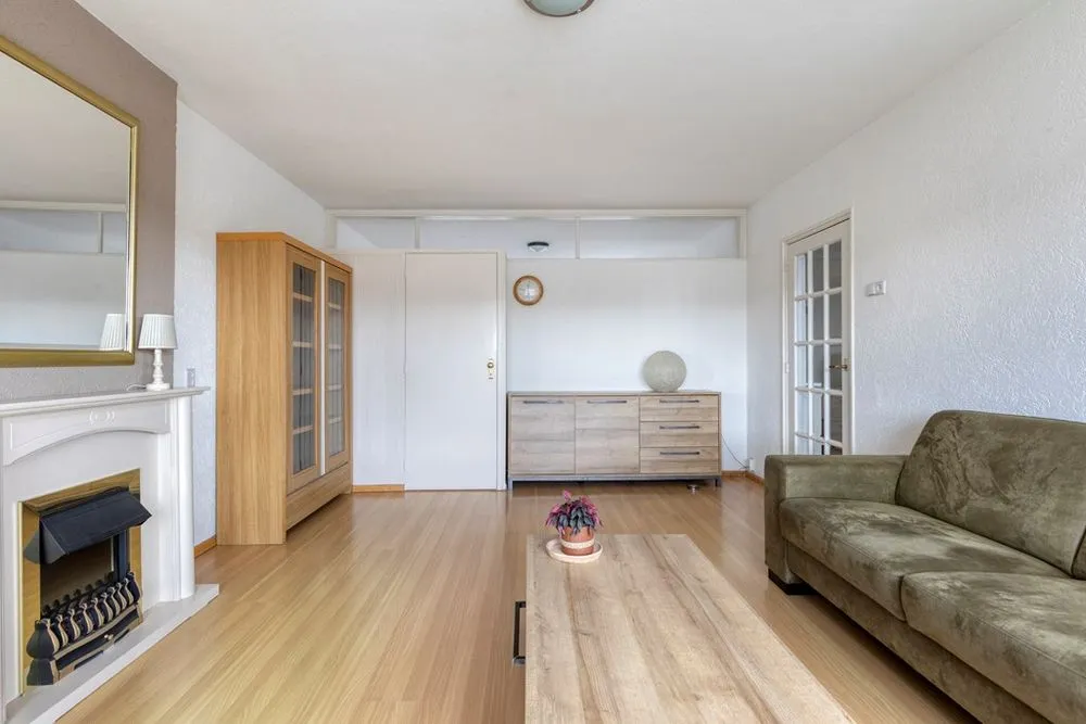 Soggiorno - 3-Bedroom Flat with South Balcony in Gorinchem