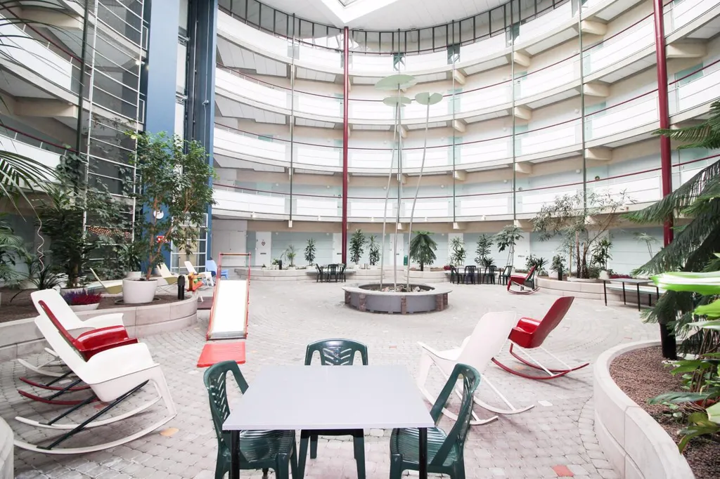 Aed - Senior-Friendly Flat with Sauna in Tikkurila, Vantaa