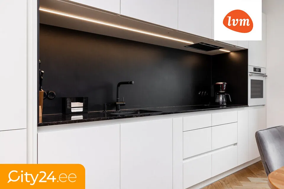 Cuisine - Spacious 5-Bedroom Flat in Tallinn Centre