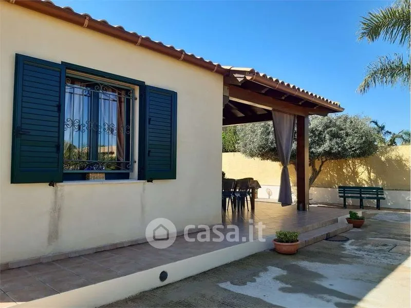 Terrasse - Terraced Villa with Garden in Marsala