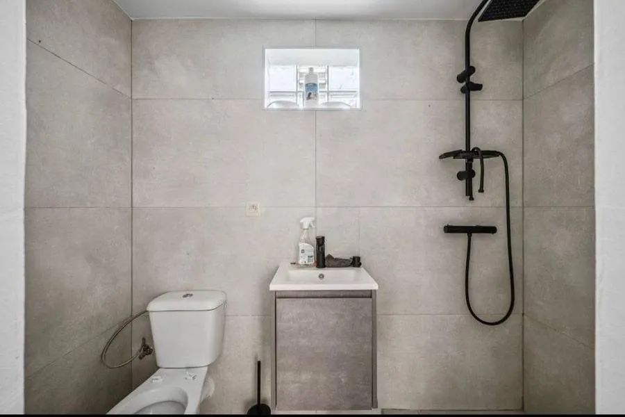 Vannitoad - Renovated Townhouse with Potential in Mechelen