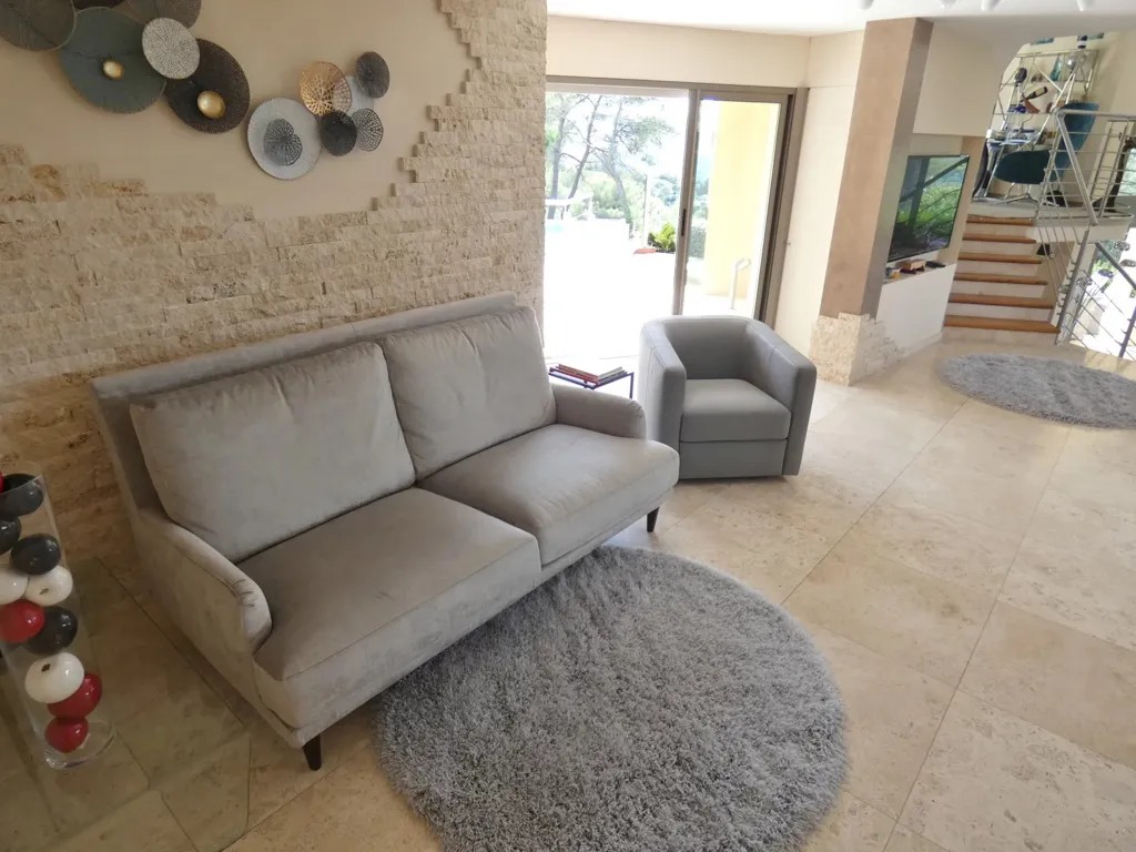 Séjour - Villa avec Vue Dominante sur le Vieux Village à Mougins