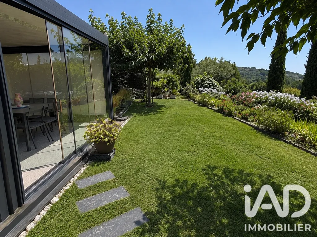 Jardin - Maison d'Architecte avec Jardin à Opio