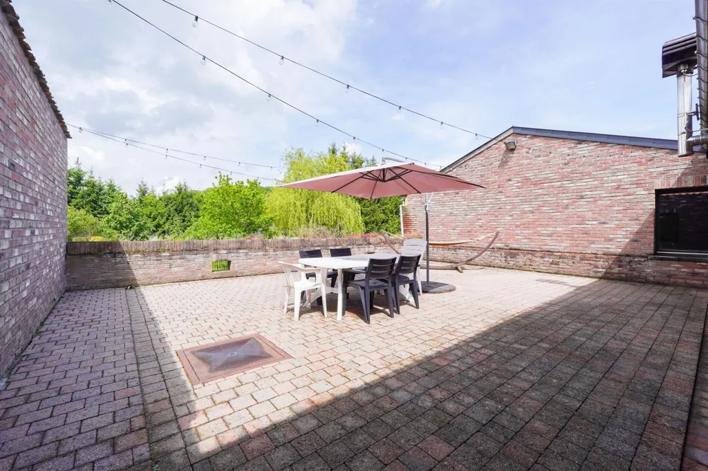 Aed - Traditional Farmhouse with Yourte in Wierde