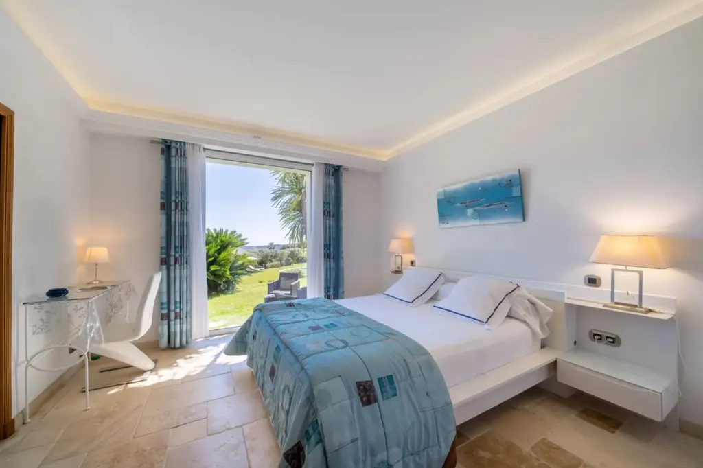 Magamistoad - Contemporary Bastide with Pool in Quiet Setting