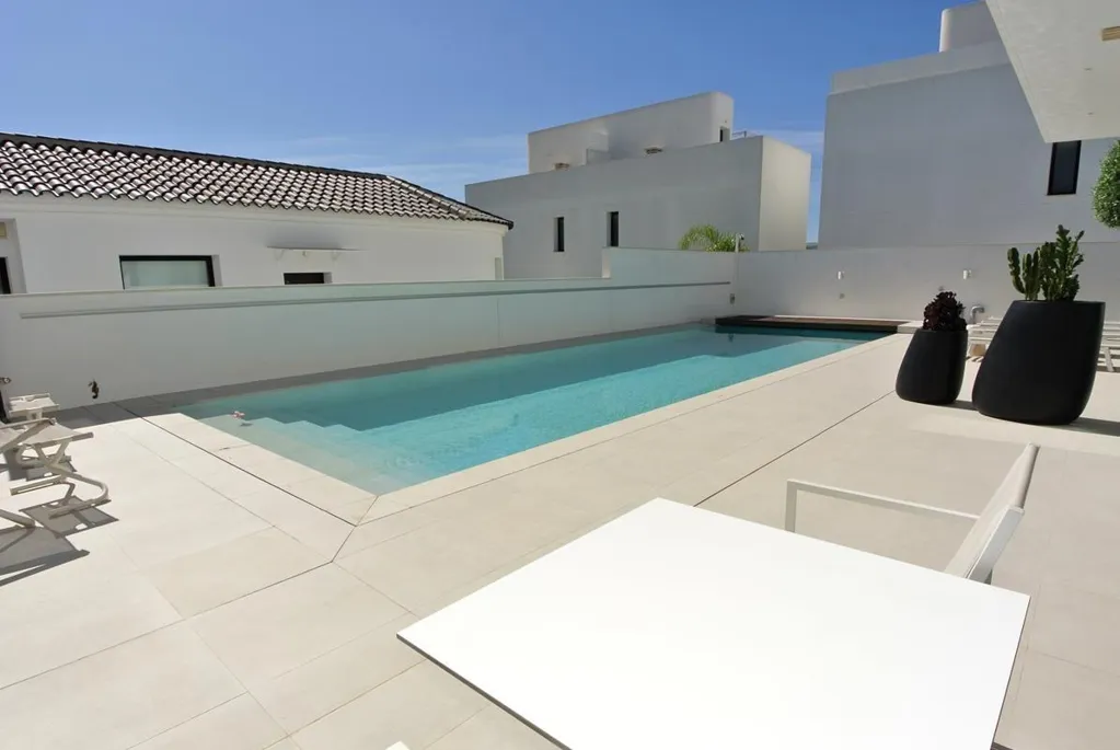 Piscina - Luxury Villa with Pool in La Marina