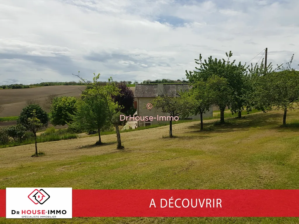 Aed - Stone House with Panoramic Views in Mensignac