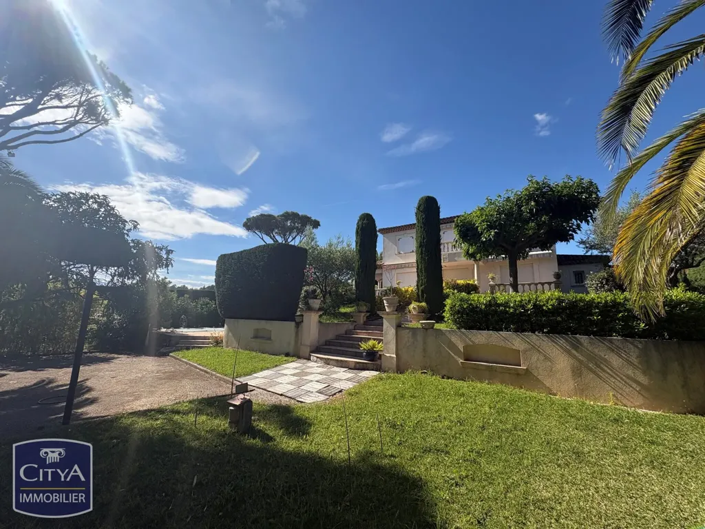Aed - Villa with Pool in Saint-Raphaël