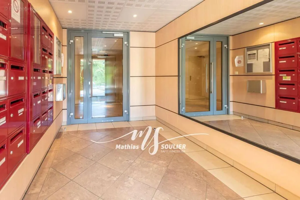 Ingresso - T2 Apartment with Balcony in Aix-en-Provence