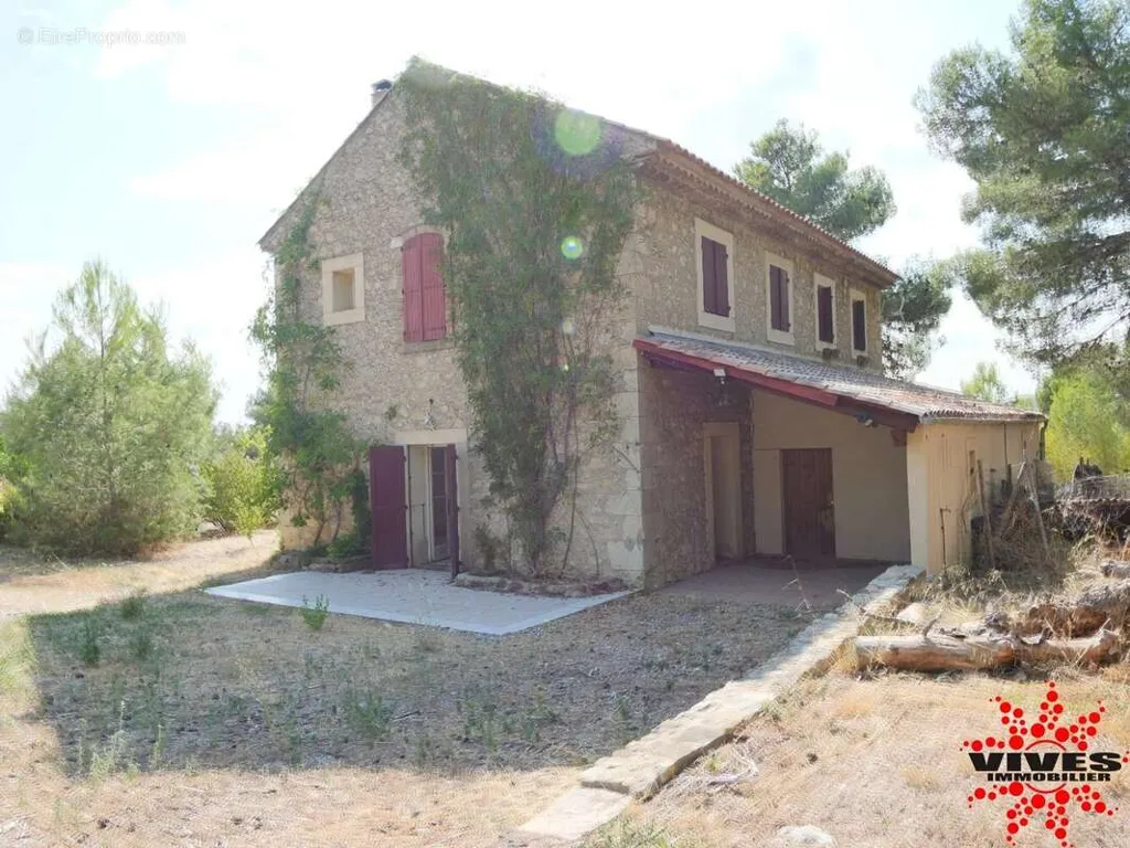 Extérieur - Maison de Campagne avec Terrasse à Cruzy