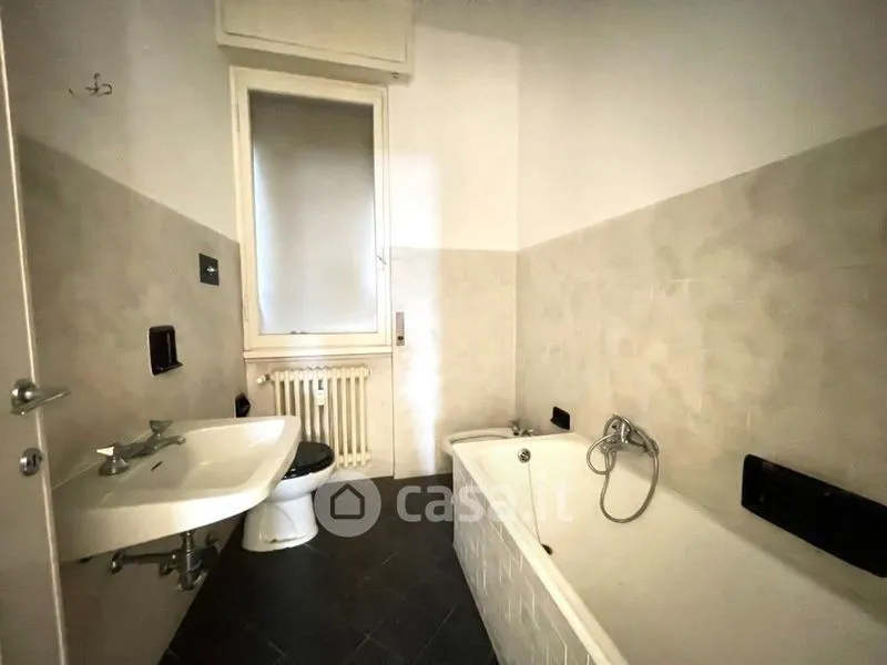 Vannitoad - Apartment with Hillside View in Voghera