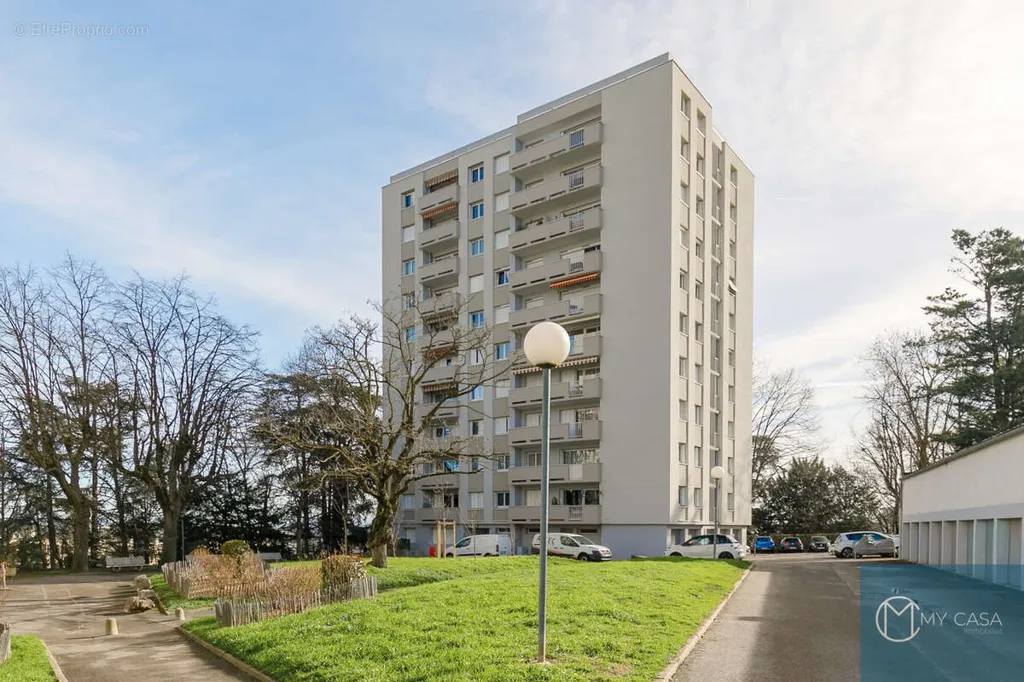 4-toaline korter asukohas Oullins