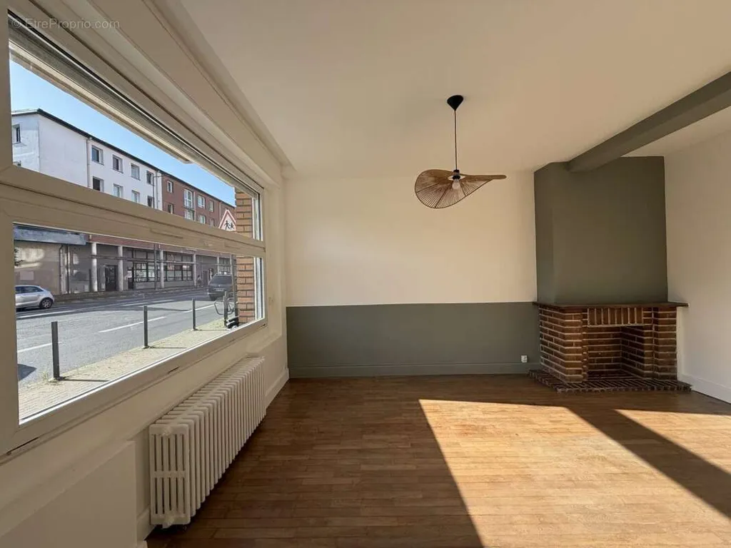 Elutuba - Bright T2 with Balcony in Lille