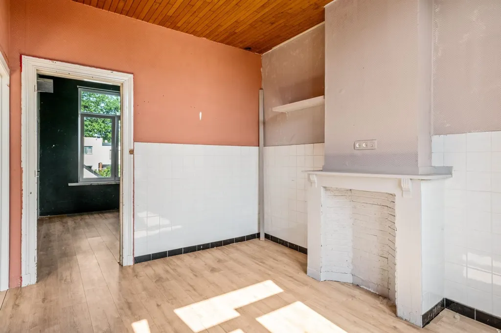 Pièces - Maison Familiale avec Jardin à Deurne