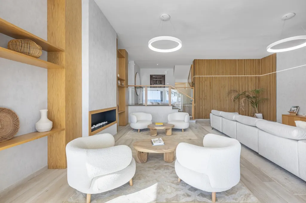 Séjour - Refurbished Villa with Sea Views in La Duquesa