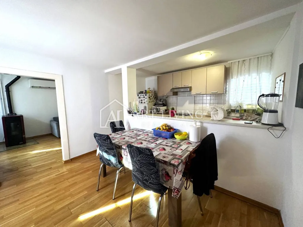 Salle à manger - Apartment with Terrace in Brtonigla