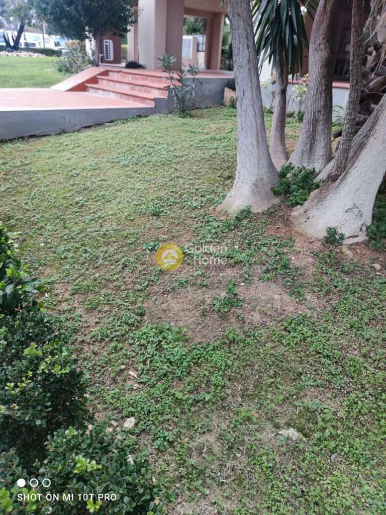 Jardin - Commercial Plot with Sea View in Glyfada Centre