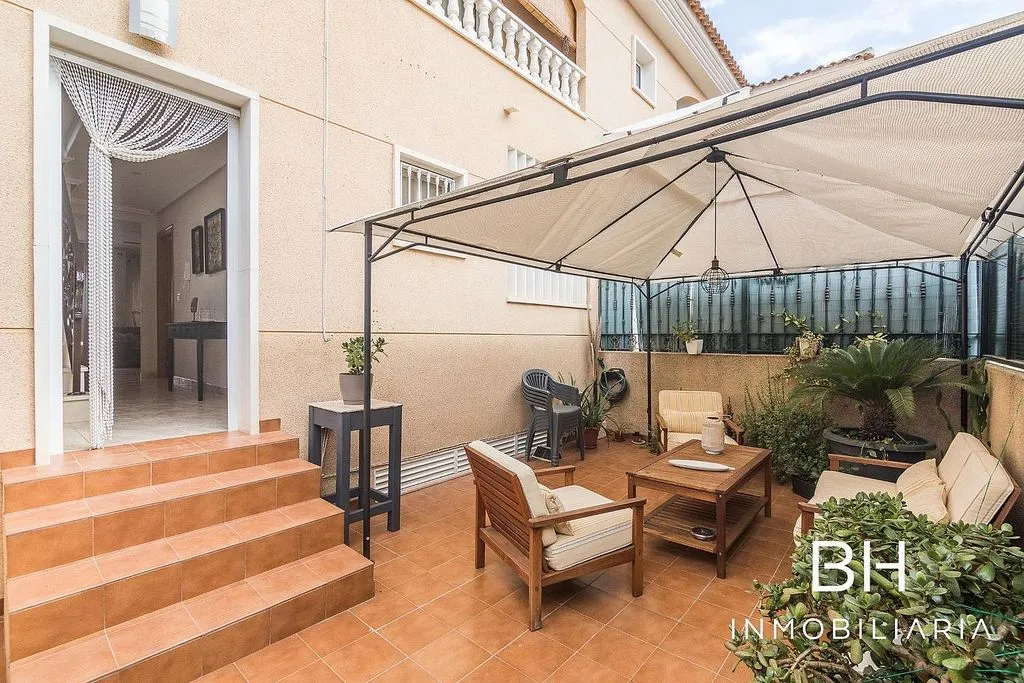 Terrazza - Chalet with Pool and Terrace in Valverde