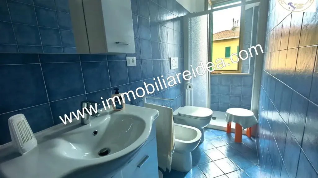 Bagni - Appartamento con vista mare a Rosignano Solvay