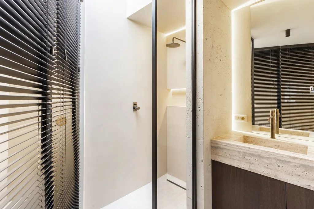 Salles de bain - Maison mitoyenne avec jardin et parking au Zuid d'Anvers