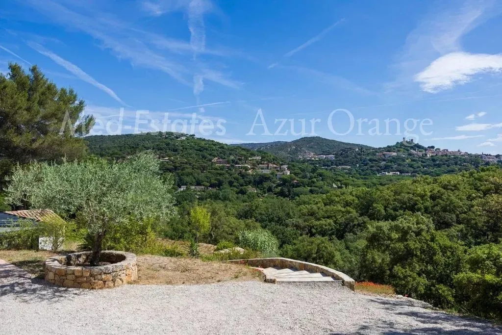 Aed - Villa with Panoramic Views in Cogolin