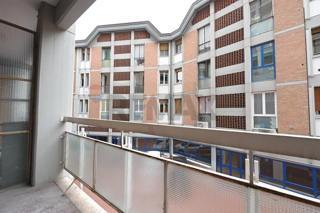 Appartement 4 pièces à IT