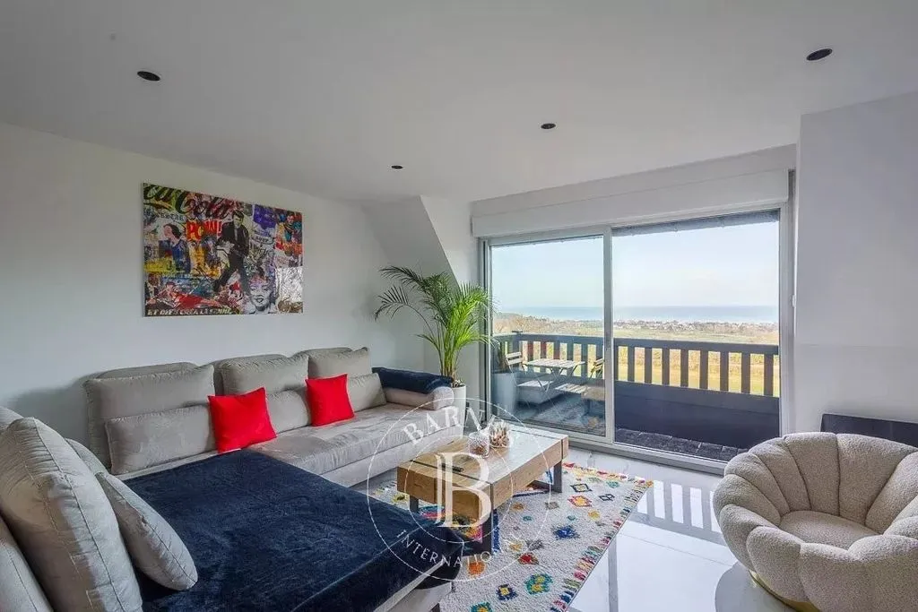 Séjour - Appartement Luxe avec Vue Mer à Tourgeville