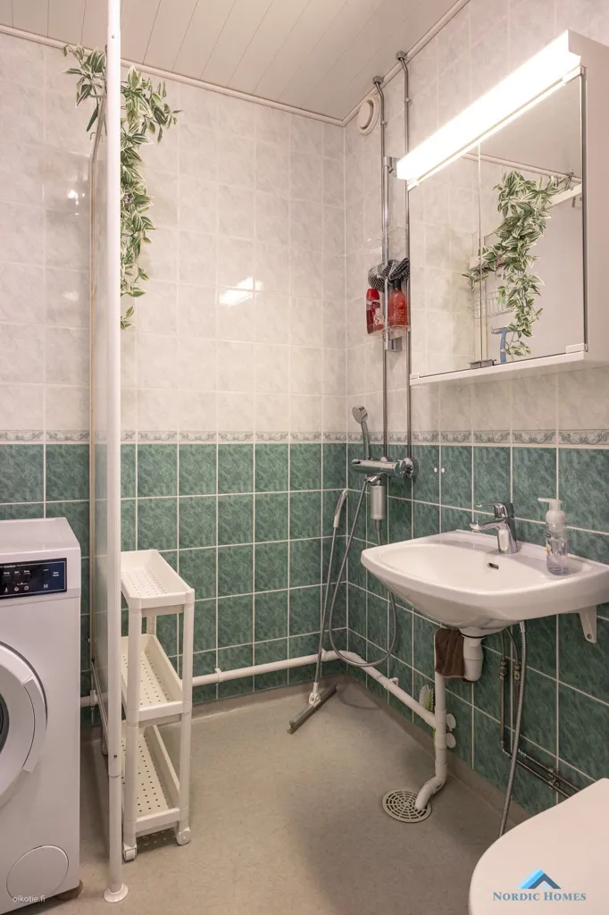 Vannitoad - Modernised Apartment with Balcony in Toijala