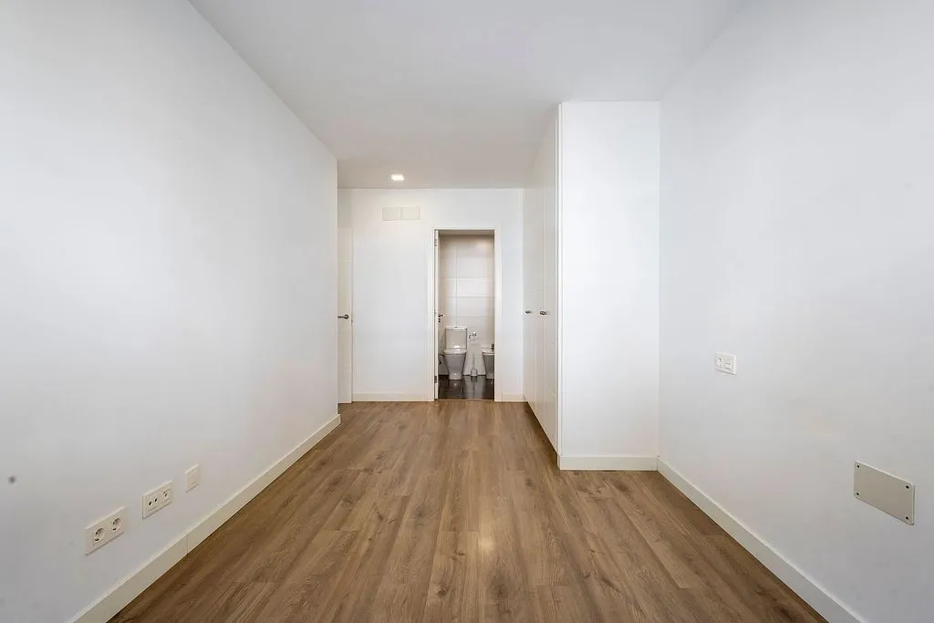 Esik - Modern Flat with Balcony in María Jiménez