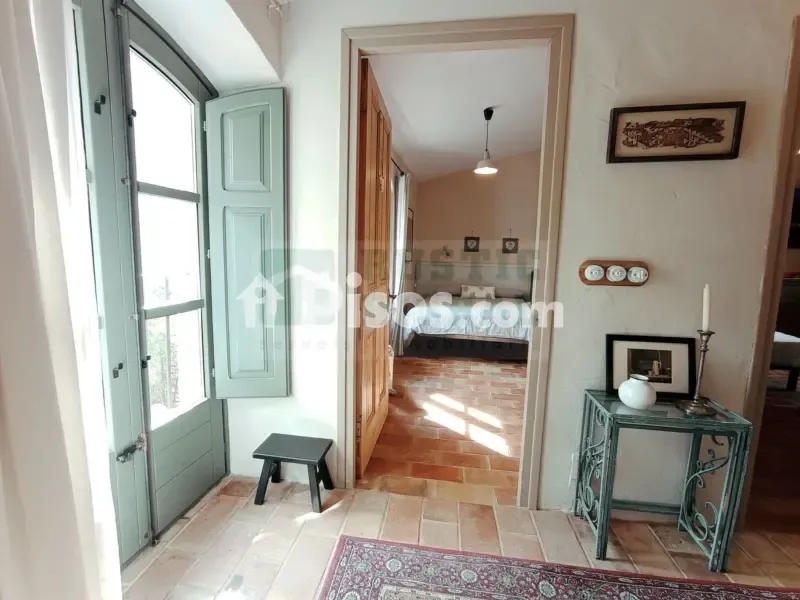 Esik - Rustic House with Patio near Ventalló