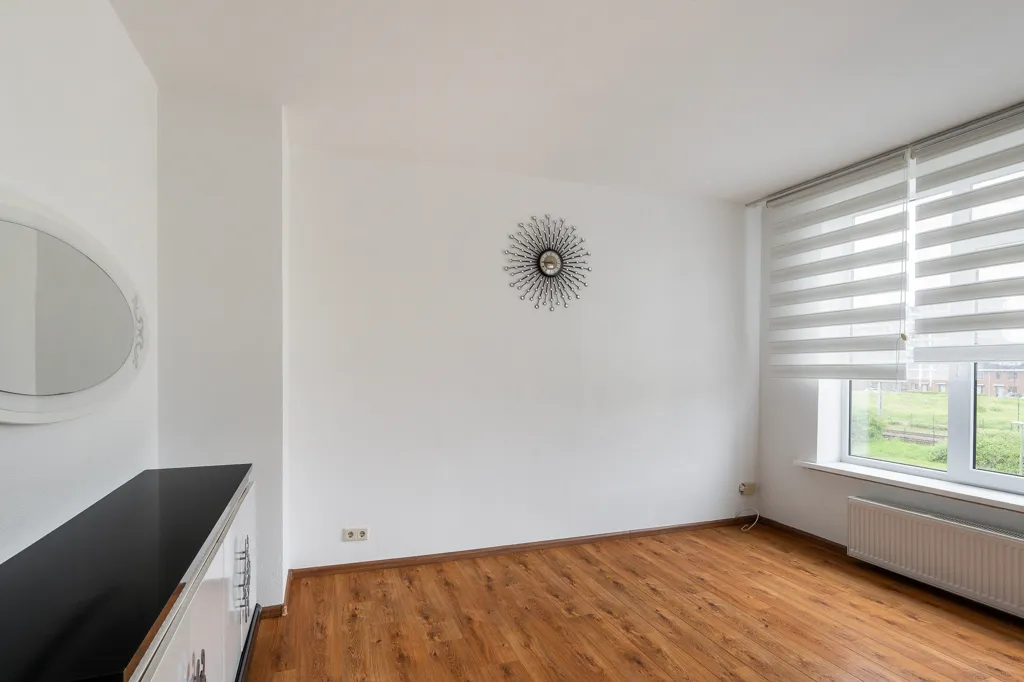 3-toaline korter asukohas Vlaardingen