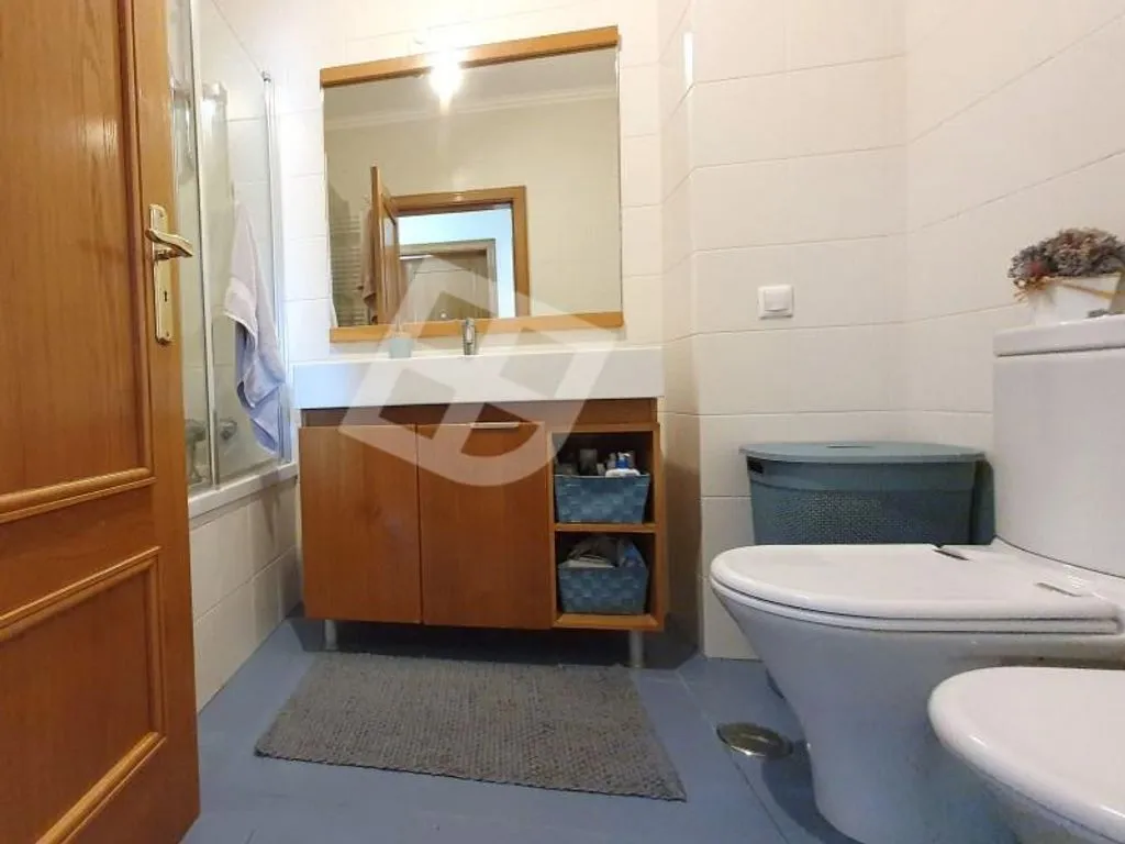 Salles de bain - Luxury Apartment with River View in Aveiro