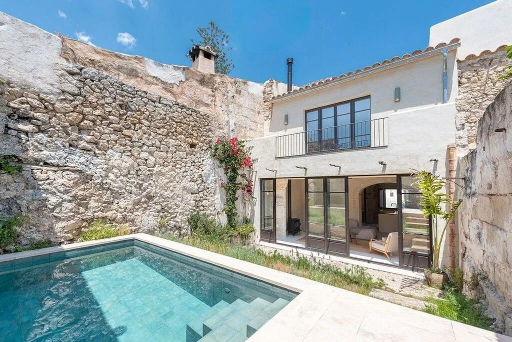 Piscine - Renovated Adjoined House with Pool in Selva