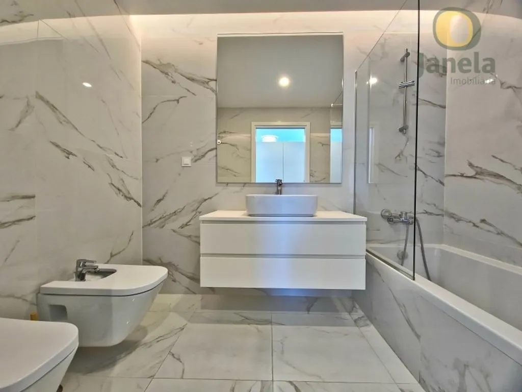 Vannitoad - Luxury Flat with Heated Pool in Figuras, Faro