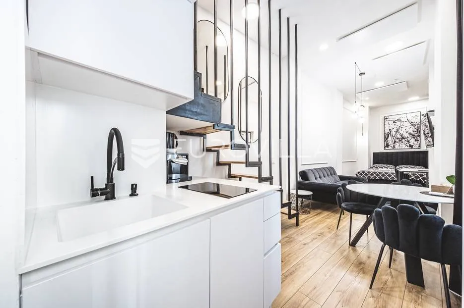Cucina - Luxury Studio with Terrace in Zagreb Centre