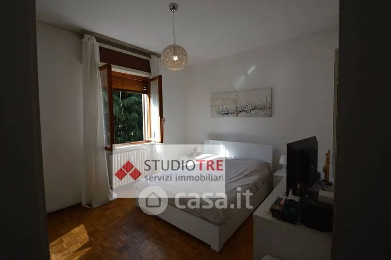 Magamistoad - Modern Trilocale with Balcony in Pavia