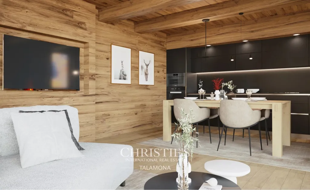 Dining Room - Luxury Chalet with Garden in Limone Piemonte