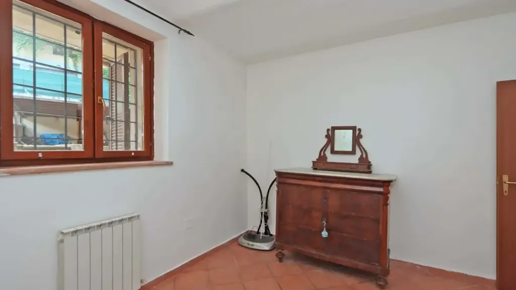 Kabinet - Trilocale with Garden in Perugia