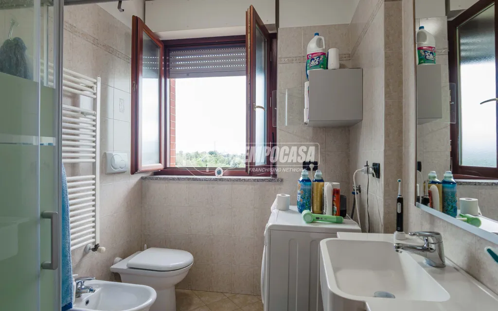 Salles de bain - Bilocale with Panoramic Terrace in Torino