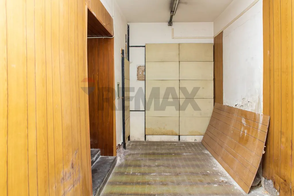 hallway_entrance