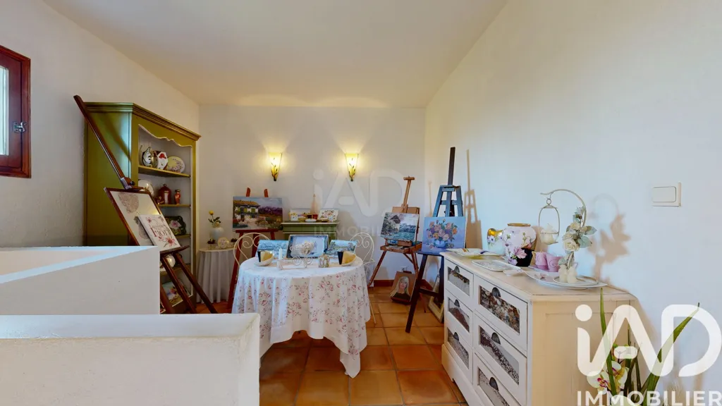 Pièces - Maison Traditionnelle avec Piscine à Balma