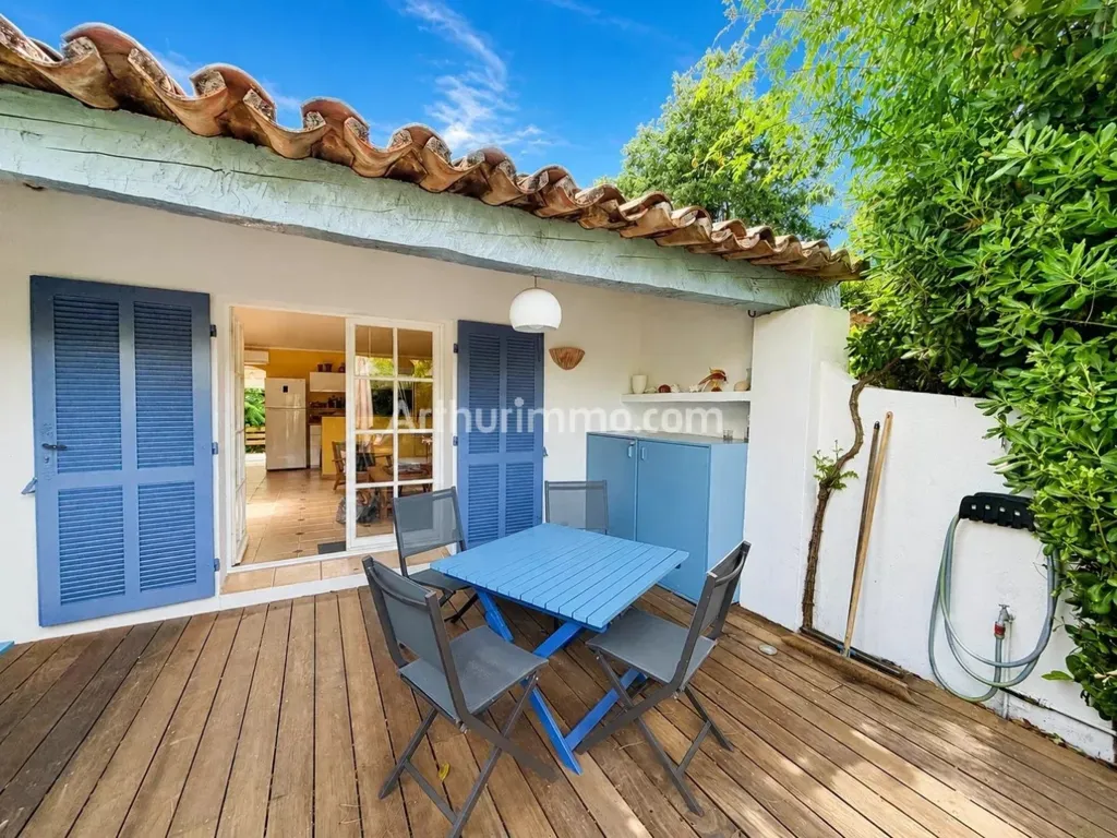 Terrass - Traversant Apartment with Pool in Saint-Tropez