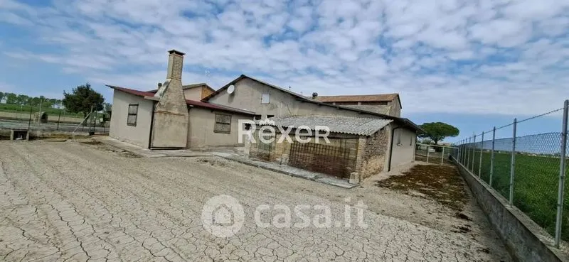 Välivaade - Independent House with Workshop in Taglio di Po